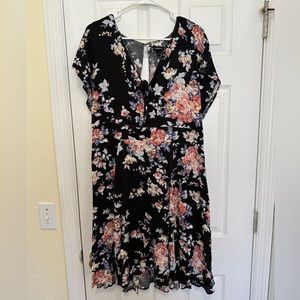 NWT NBW Torrid Black and Floral Size 1 Challis SkaterDress